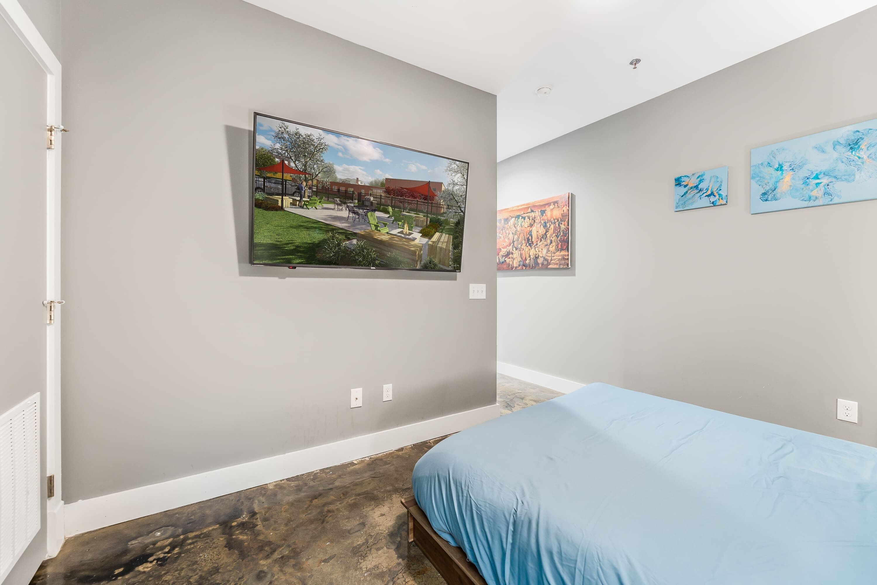 2 bedrooms, desk, iron/ironing board, WiFi