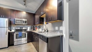 Coffee/tea maker, fridge, microwave, oven - The West End Flats (Roanoke)