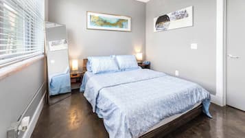 2 habitaciones, escritorio, tabla de planchar con plancha y wifi