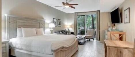 Iron/ironing board, free WiFi, bed sheets