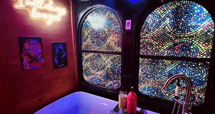 Spend an evening w Trolley Parton! #Love #IndoorProjector #Vibes #Renew