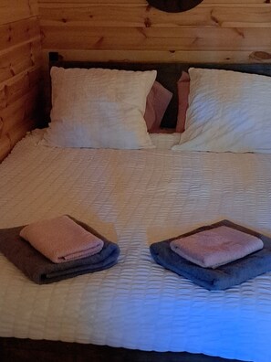 1 bedroom, free WiFi, bed sheets - Chalet du Golfe de Saint Tropez l Arbousier (La Garde-Freinet)