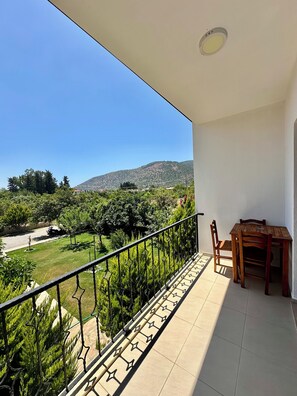 基本客房, 花園景 | 隔音、免費 Wi-Fi、床單