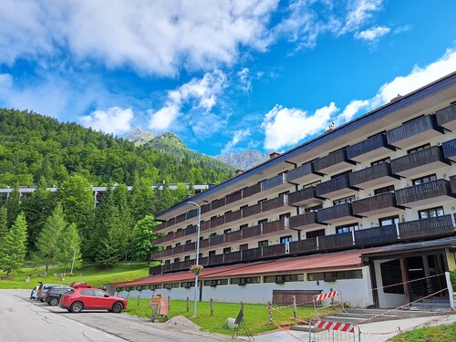 Cozy apartment for rest and fun in Sella Nevea with Wi-Fi. Space for 7 persons. 