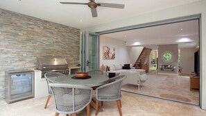 Interior - Wylie's House Coogee I90 (Coogee)