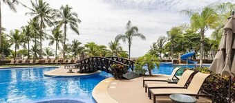 Seaview Oasis 1-BRSuite in Croc's casino