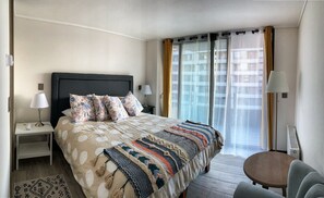 2 bedrooms, iron/ironing board, free WiFi, bed sheets - Exclusivo Winery Home Providencia (Providencia)