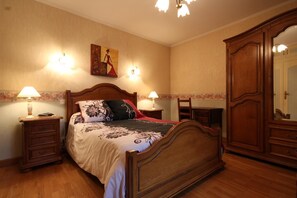 3 室のベッドルーム、イン  ターネット