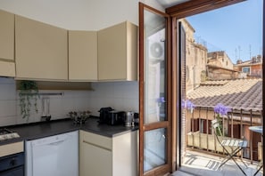 Kochgeschirr/Geschirr/Besteck