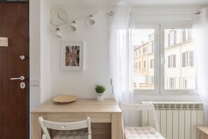 Interior - iFlat | Opera Penthouse with Terrace #2 (Roma)