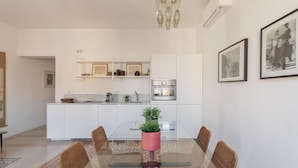 Dining - iFlat | Saint Peter Lovely Apartment with Terrace (Roma)