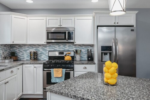 The Marina 3BD Townhouse Downtown Beaches Wineries