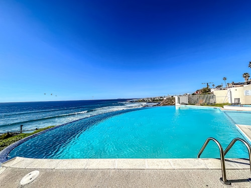 Paradise-CalafiaCondo-BeachAccess-12thFlr-Rosarito