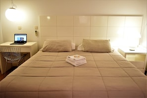 1 bedroom, premium bedding, down duvets, in-room safe