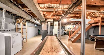 Entire House Walkable to Niagara Falls & Aquarium