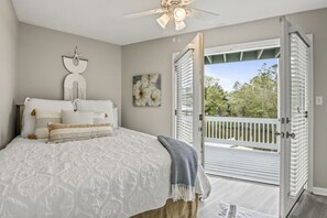 4 soverom, strykejern/-brett, reiseseng for barn og wi-fi (inkludert)