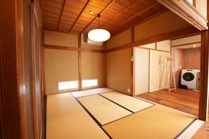 Premium House | 1 bedroom, down comforters, individually decorated - RIKKA BABA NI (Takayama)