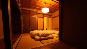 Premium House | 1 bedroom, down comforters, desk, laptop workspace - RIKKA BABA NI (Takayama)