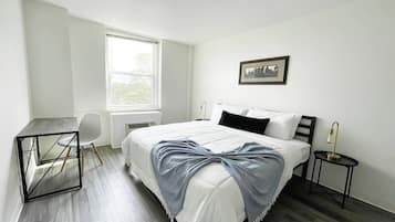 Desk, iron/ironing board, free WiFi, bed sheets