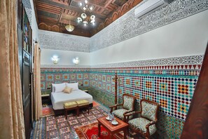 In-room safe, free WiFi - Riad Farouzi Fes  (Fes)