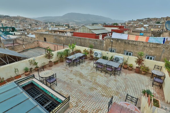 شرفة/رواق