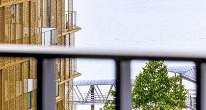 Charming & Peaceful - 2BR APT in Wentworth Point