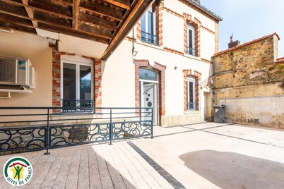 La Bulle de C - Rilly LA Montagne