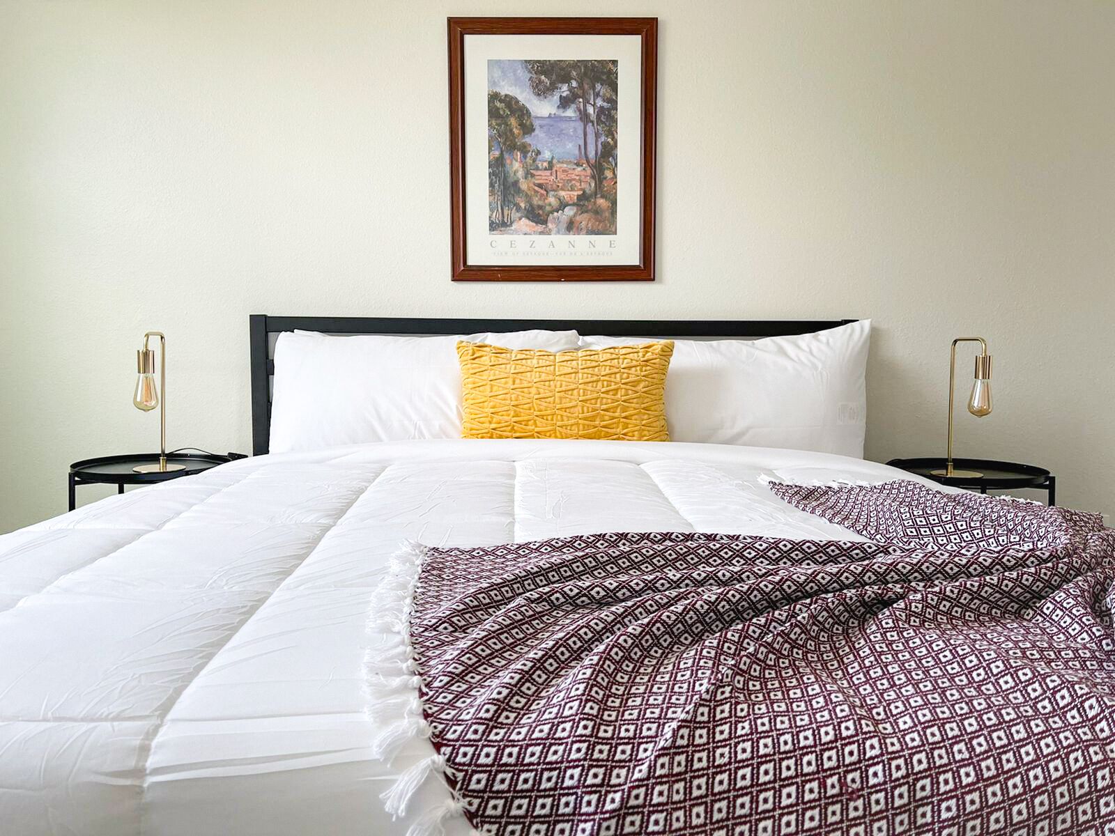 1 多间卧室、办公桌、免费 WiFi、床单