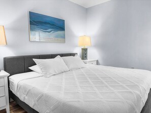 2 slaapkamers, een strijkplank/strijkijzer, gratis wifi, beddengoed