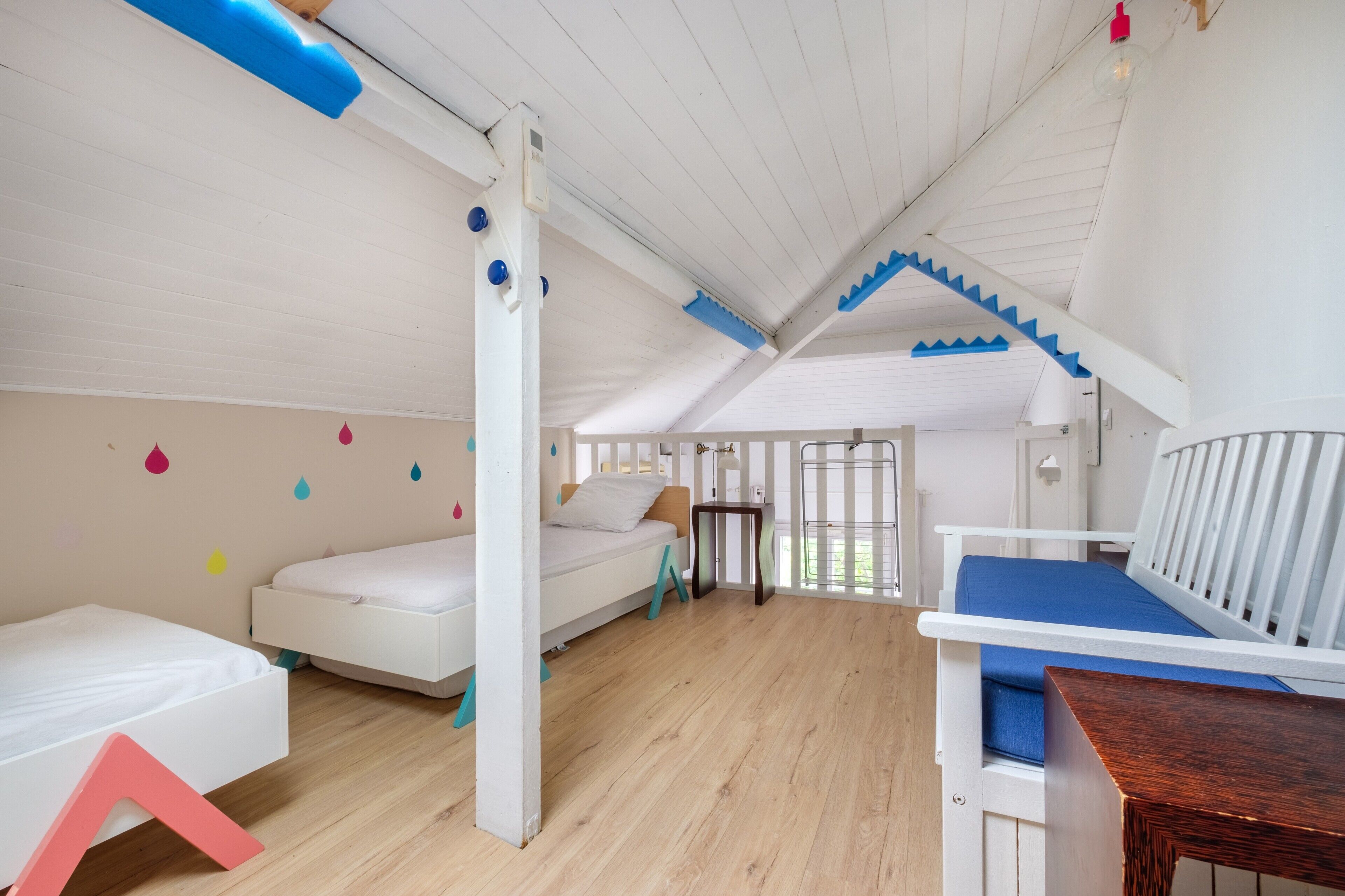 4 Schlafzimmer, kostenloses WLAN, Bettwäsche