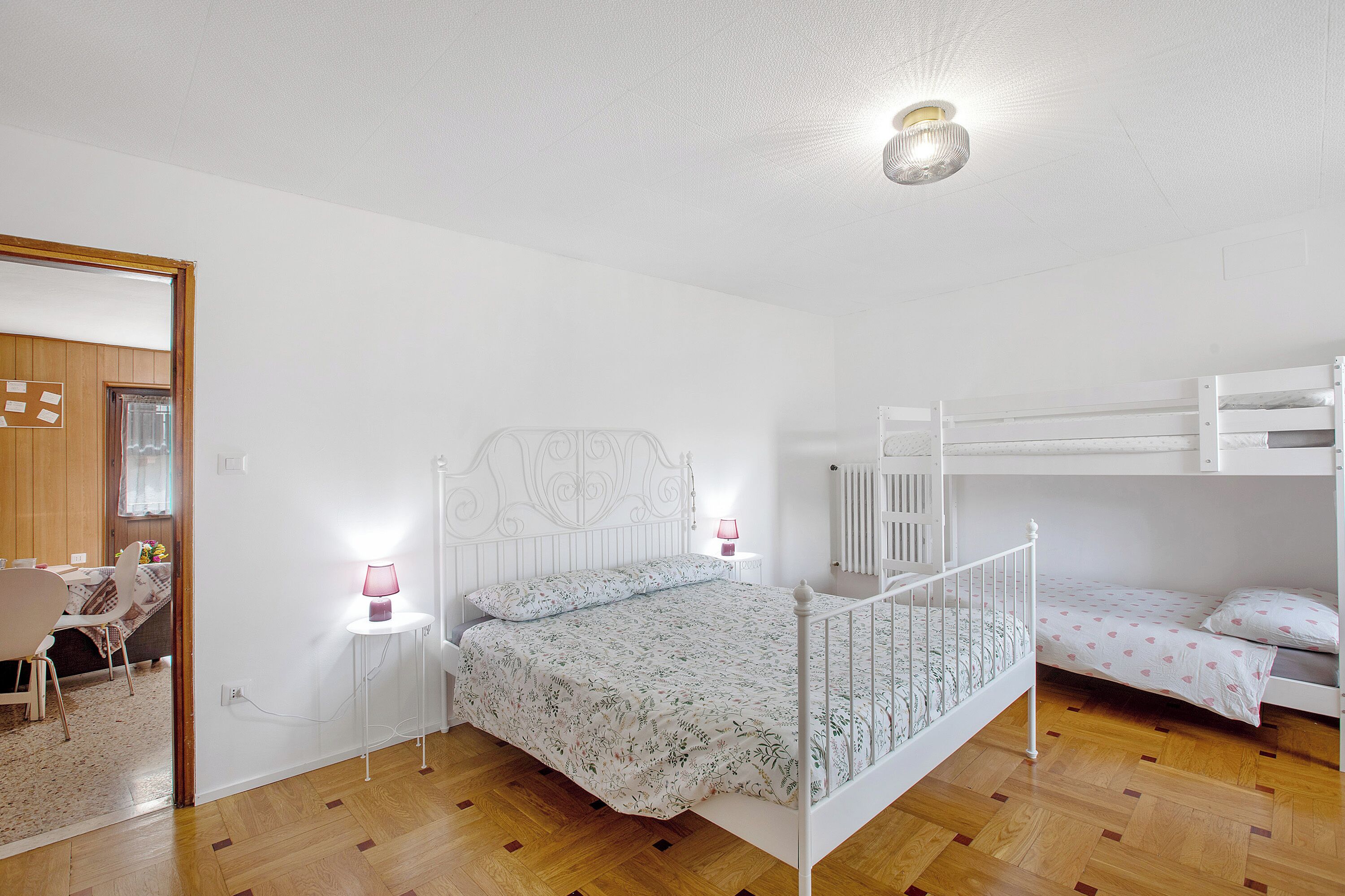 1 bedroom, free WiFi, bed sheets