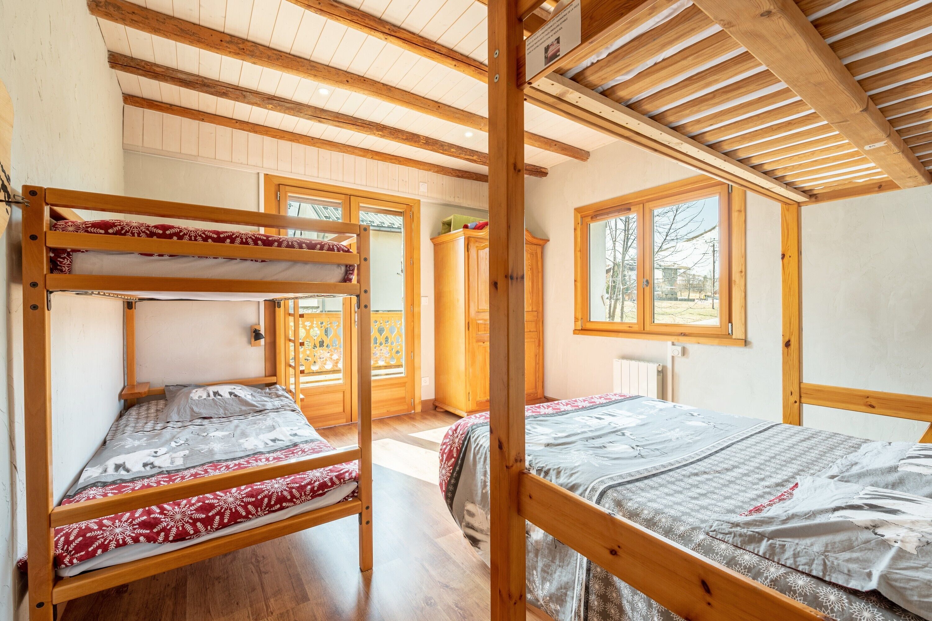 3 chambres, fer et planche à repasser, Wi-Fi gratuit