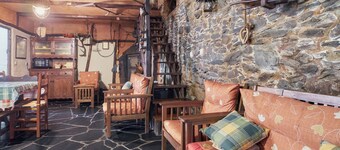 Holiday Home 'Carriles Romanos' with Mountain Views, Shared Pool and Private Terrace