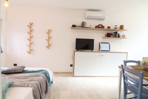 2 habitaciones, tabla de planchar con plancha y wifi gratis 