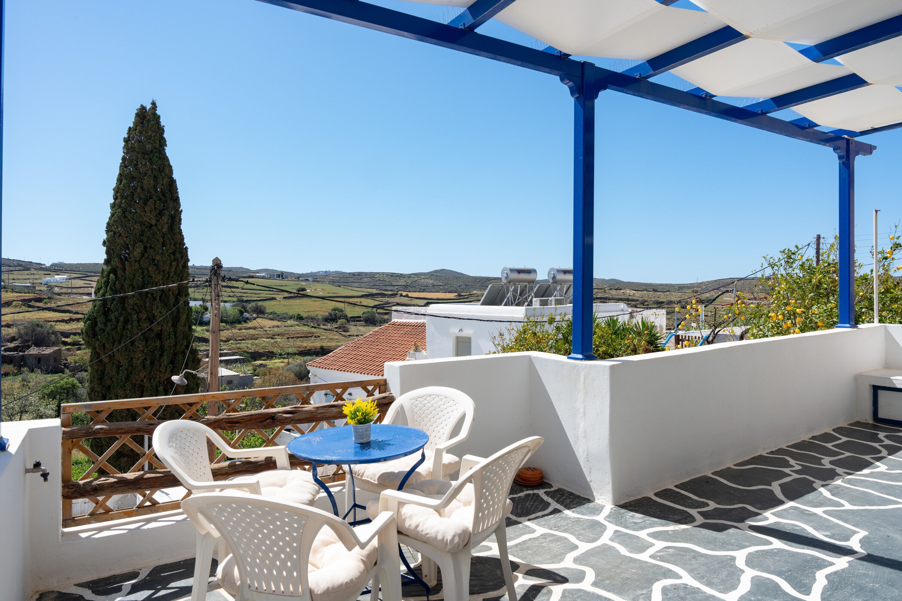 屋外ダイニングエリア