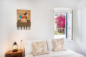 1 habitación, tabla de planchar con plancha, wifi gratis y ropa de cama 