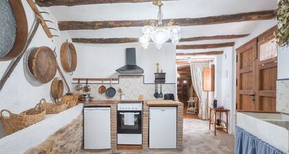 Holiday Home 'La Casa Del Herrero' with Private Terrace and Wi-Fi