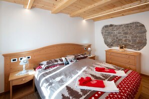 1 camera, Wi-Fi, lenzuola