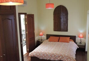 3 chambres, fer et planche Ă repasser, Wi-Fi gratuit, draps fournis