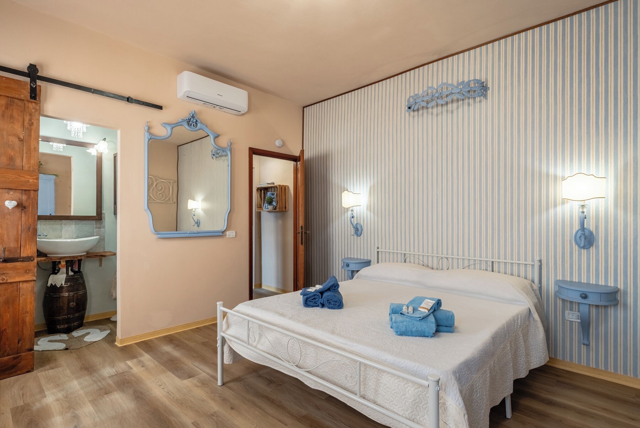 3 bedrooms, iron/ironing board, free WiFi, bed sheets