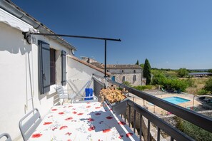 Property grounds - Apartment 'Bellevue De La Maréchale' with Private Pool and Wi-Fi (Orgnac-l'Aven)