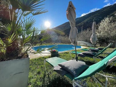Country House 'Cal Pastor' with Private Pool, Private Garden and Wi-Fi