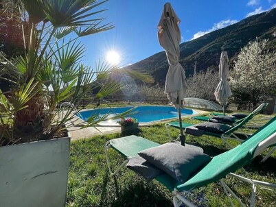 Rural House 'Cal Pastor' with Private Garden and Wi-Fi