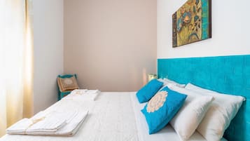 2 habitaciones, escritorio, tabla de planchar con plancha y wifi gratis