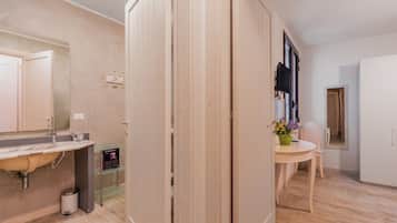 2 slaapkamers, een strijkplank/strijkijzer, gratis wifi, beddengoed