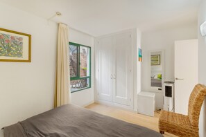1 bedroom, iron/ironing board, free WiFi, bed sheets - Vacation Home 'Casa Orballo' with Shared Pool, Private Terrace and Wi-Fi (Mogán)