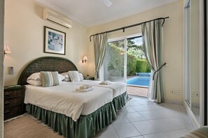 3 bedrooms, iron/ironing board, free WiFi, bed sheets - Villa "Mng Elliott 52" with Private Pool & Wi-Fi (Vale do Lobo)