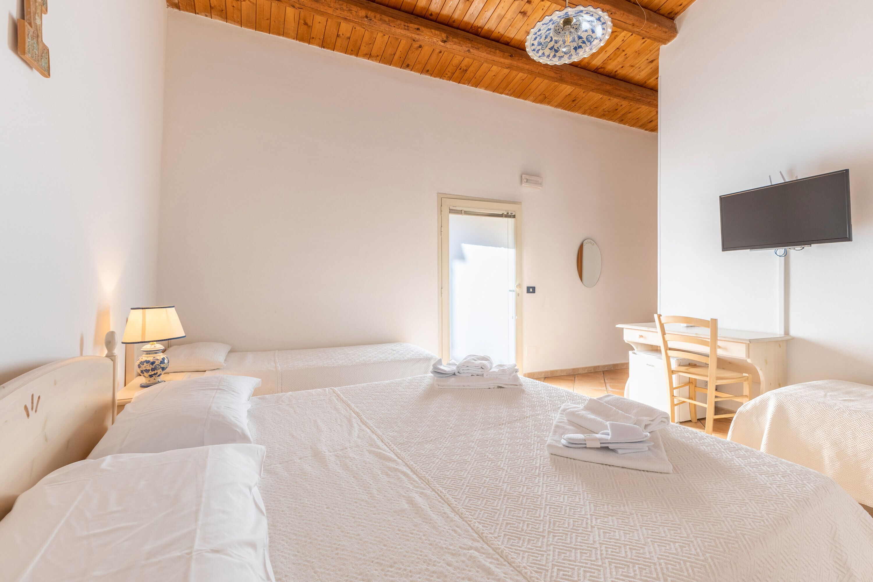 6 Schlafzimmer, kostenloses WLAN, Bettwäsche