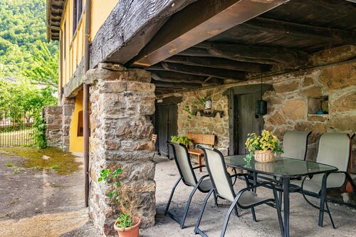 Holiday Home 'Casa Bartolin' with Private Terrace and Garden