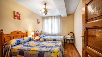3 bedrooms, WiFi, bed sheets